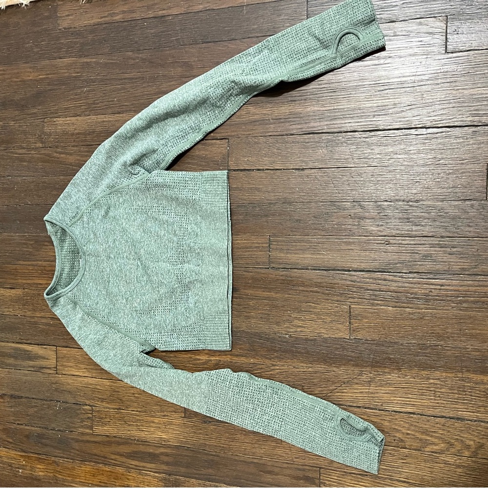 Green Long Sleeve Athletic Top
